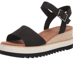 🖤🖤 TOMS womens Diana Black Leather Size 6.5 US